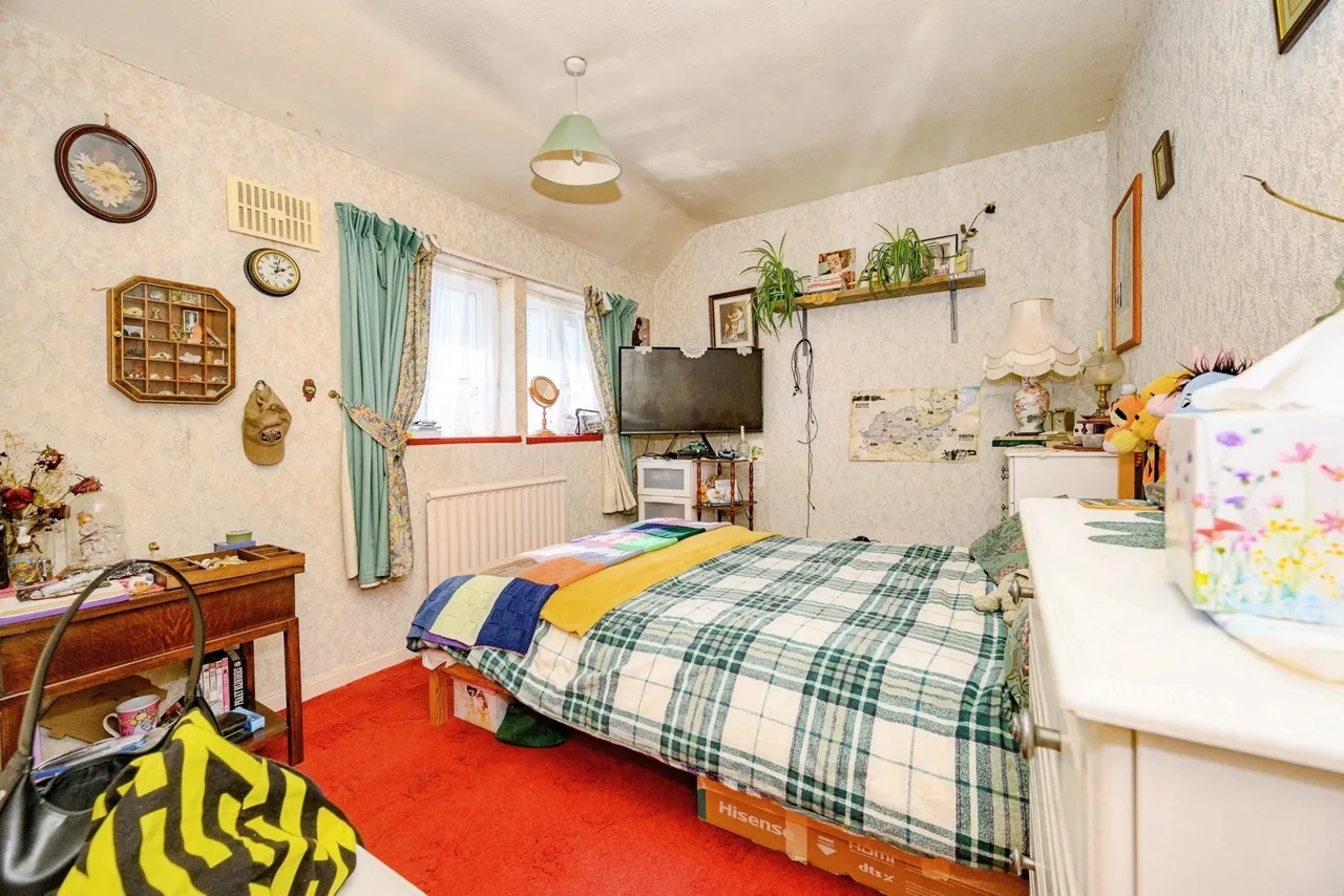 Montague Avenue, LUTON, Bedfordshire, LU4, photo 14