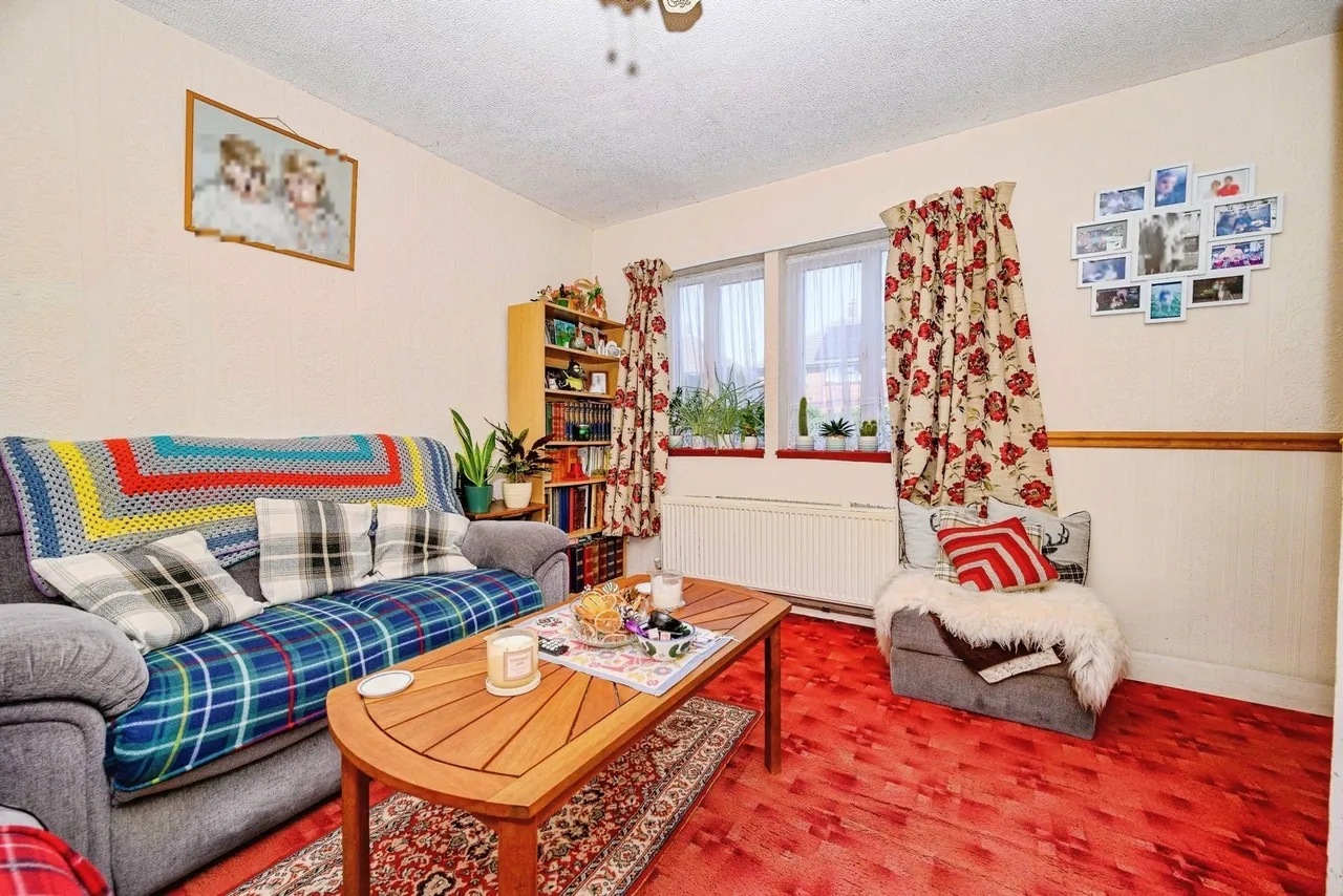 Montague Avenue, LUTON, Bedfordshire, LU4, photo 3