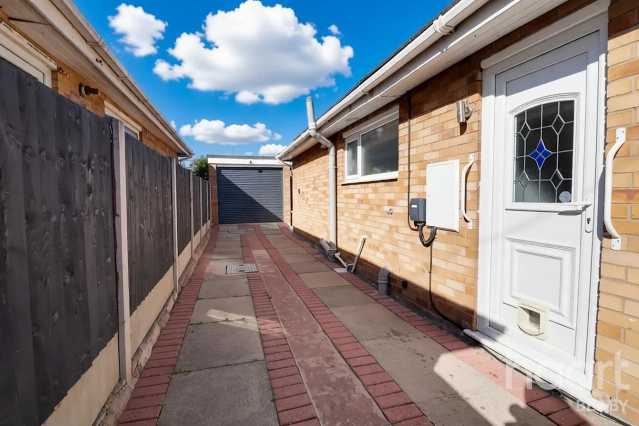 School Close, Leicester, LE9, photo 17