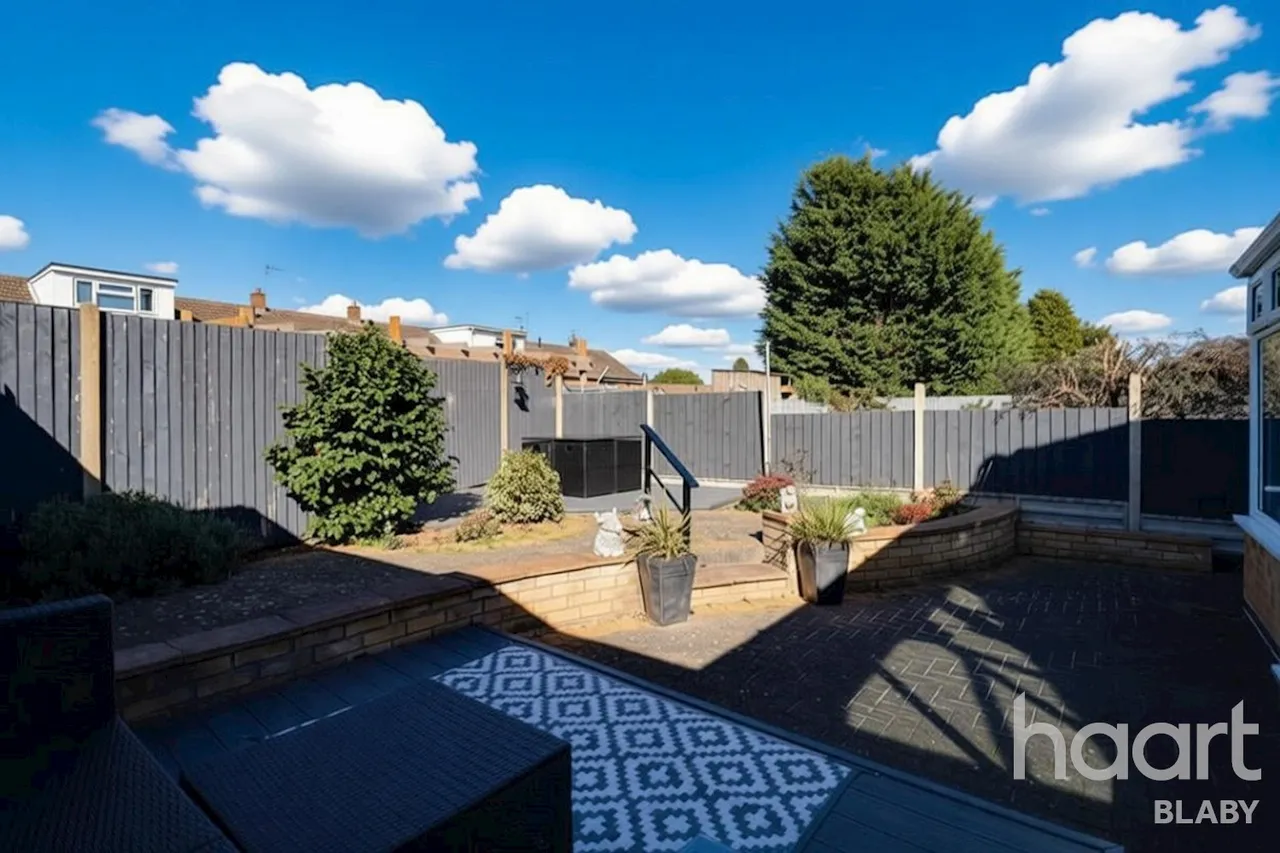 School Close, Leicester, LE9, photo 15
