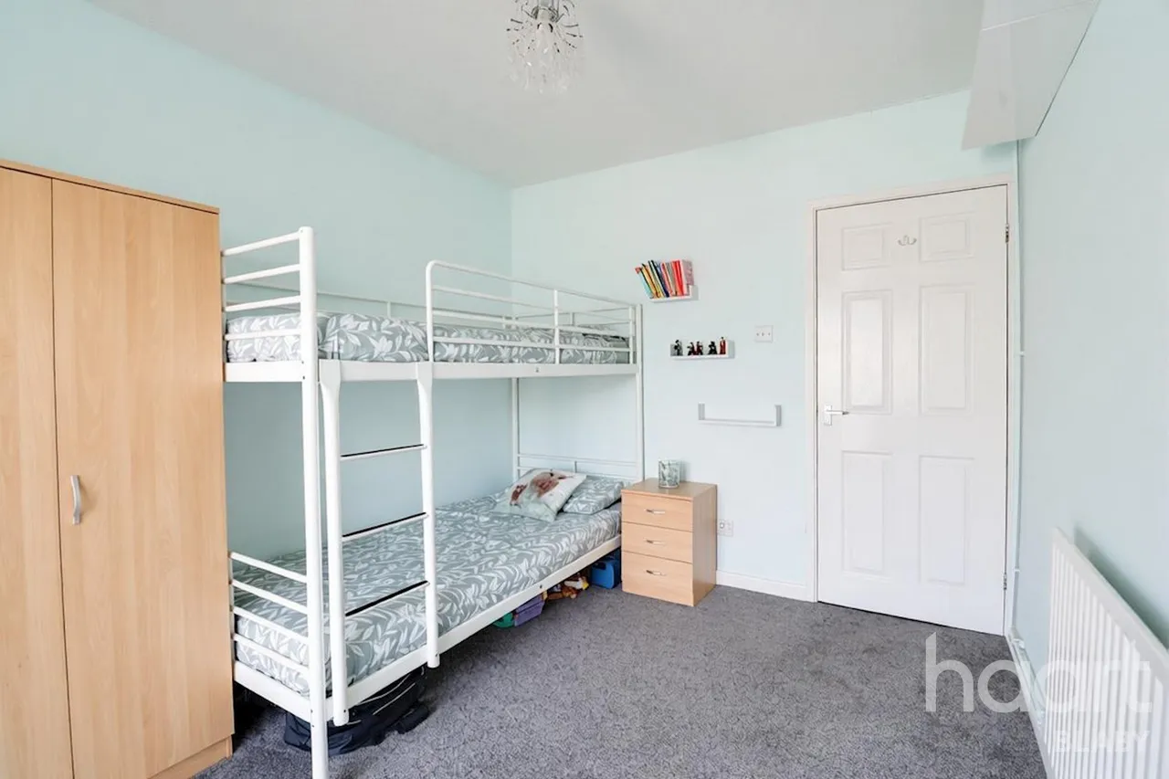 School Close, Leicester, LE9, photo 11