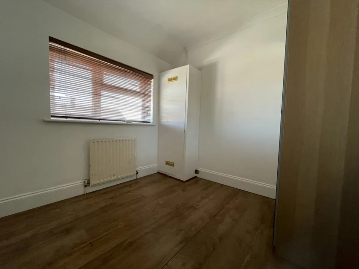 Daventry Road, Romford, Harold Hill, RM3 7QJ, photo 9