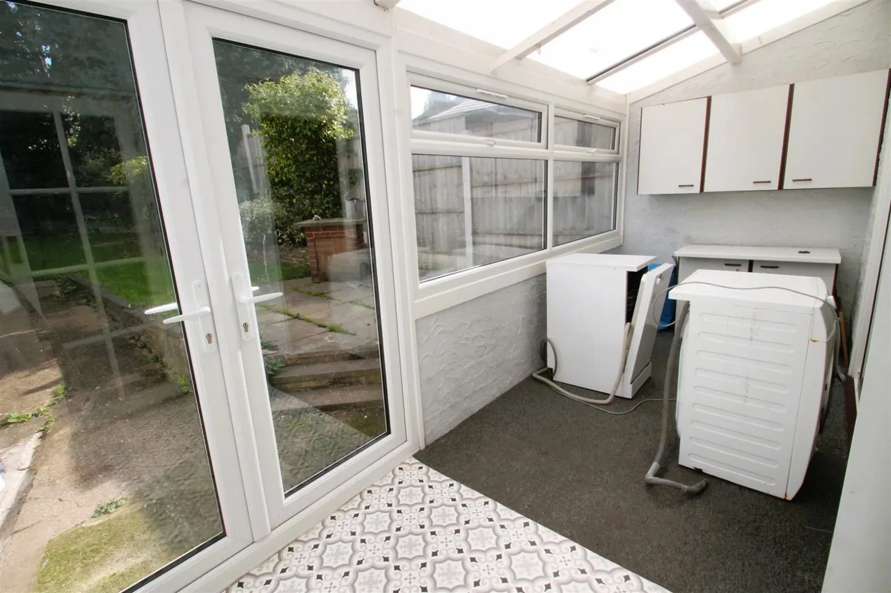 Farm Road, Oldbury, photo 17