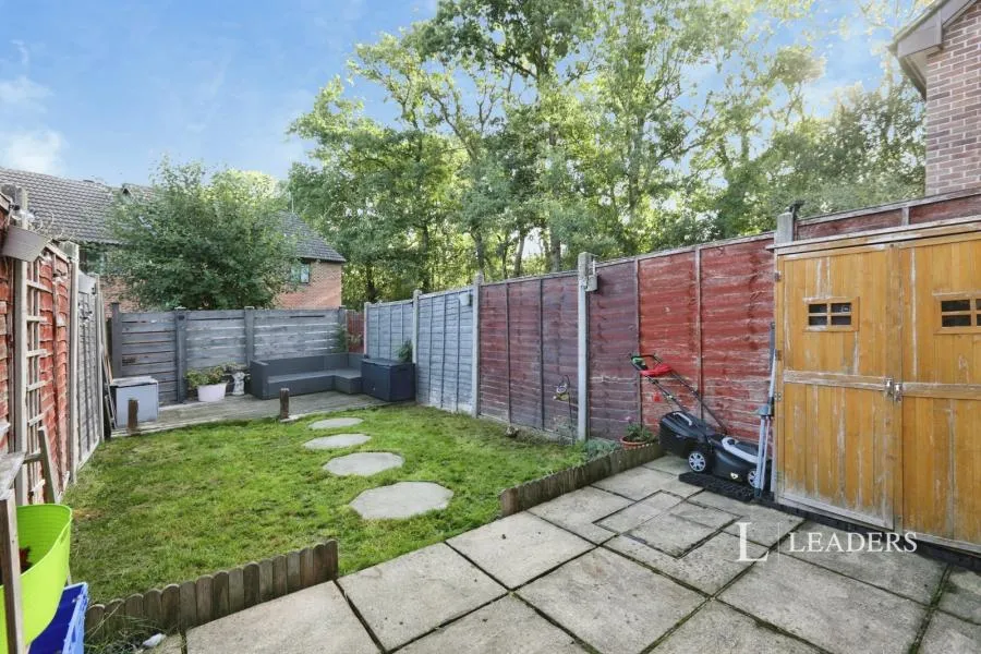 The Dell, East Grinstead, RH19, photo 17