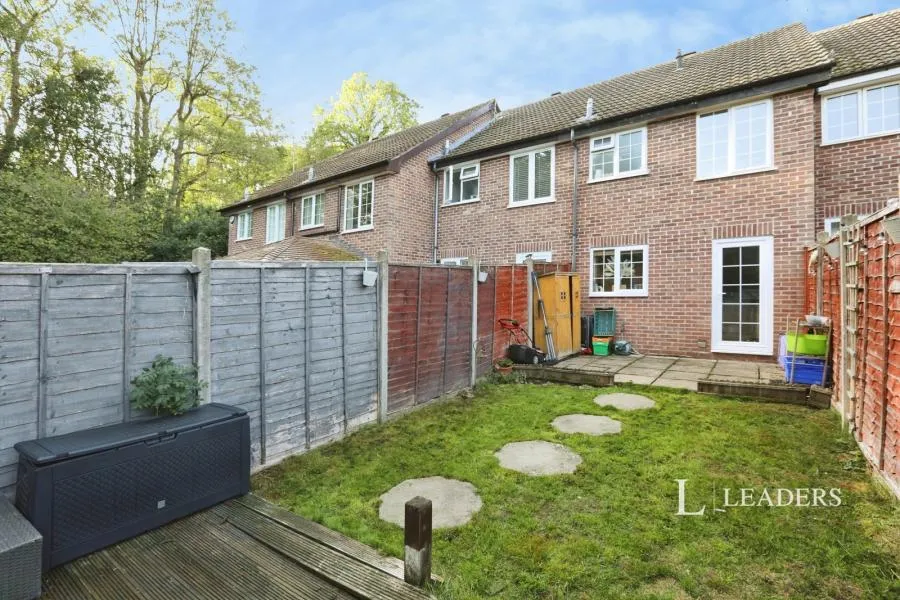 The Dell, East Grinstead, RH19, photo 16