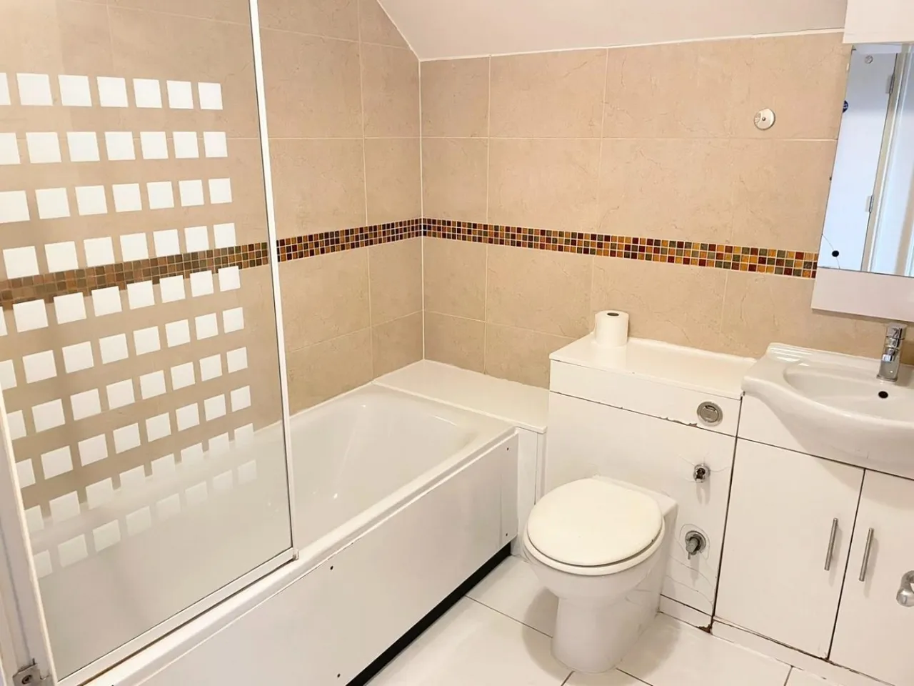 Lampton Road, Hounslow, TW3, photo 9