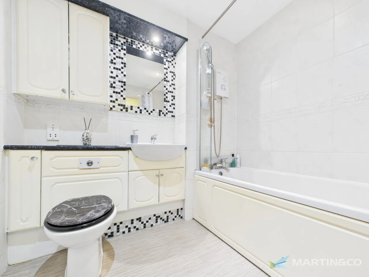Ensign Court, Lytham St Annes, photo 8