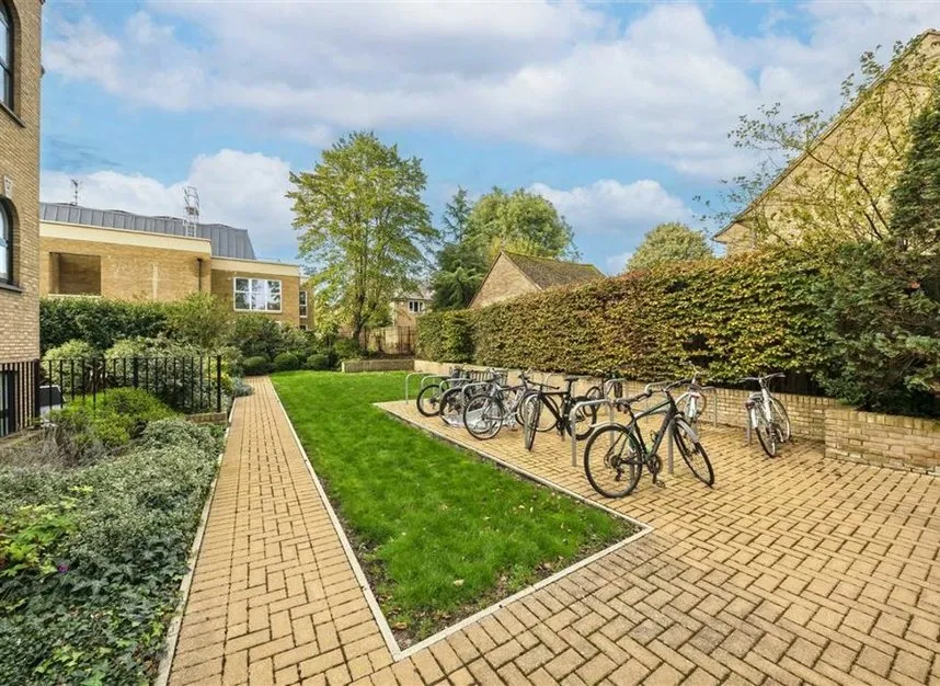 Hampton Road, Teddington, TW11, photo 8