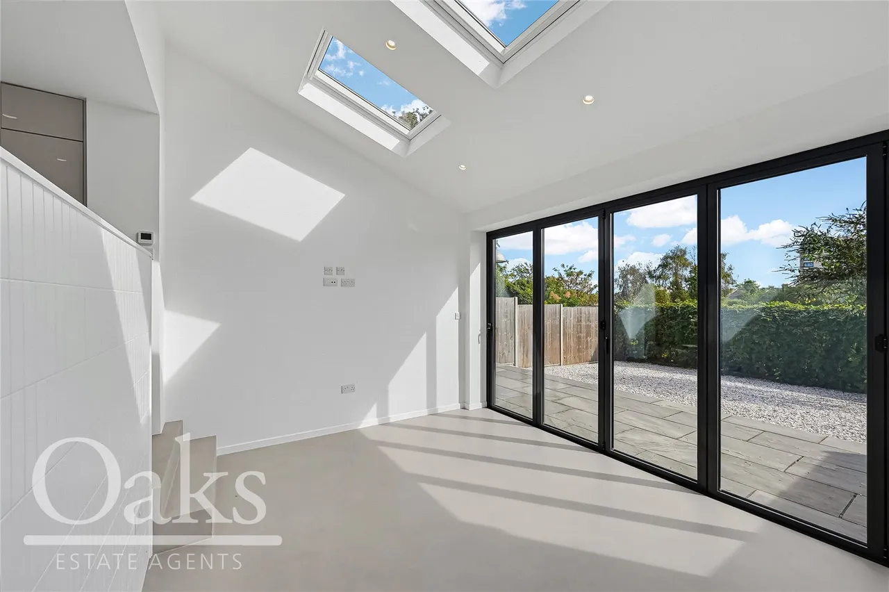 Pittville Gardens, South Norwood, SE25, photo 3
