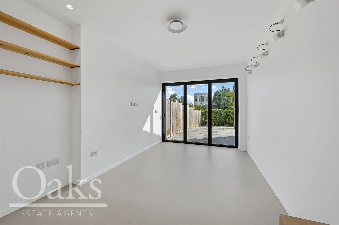 Pittville Gardens, South Norwood, SE25, photo 4