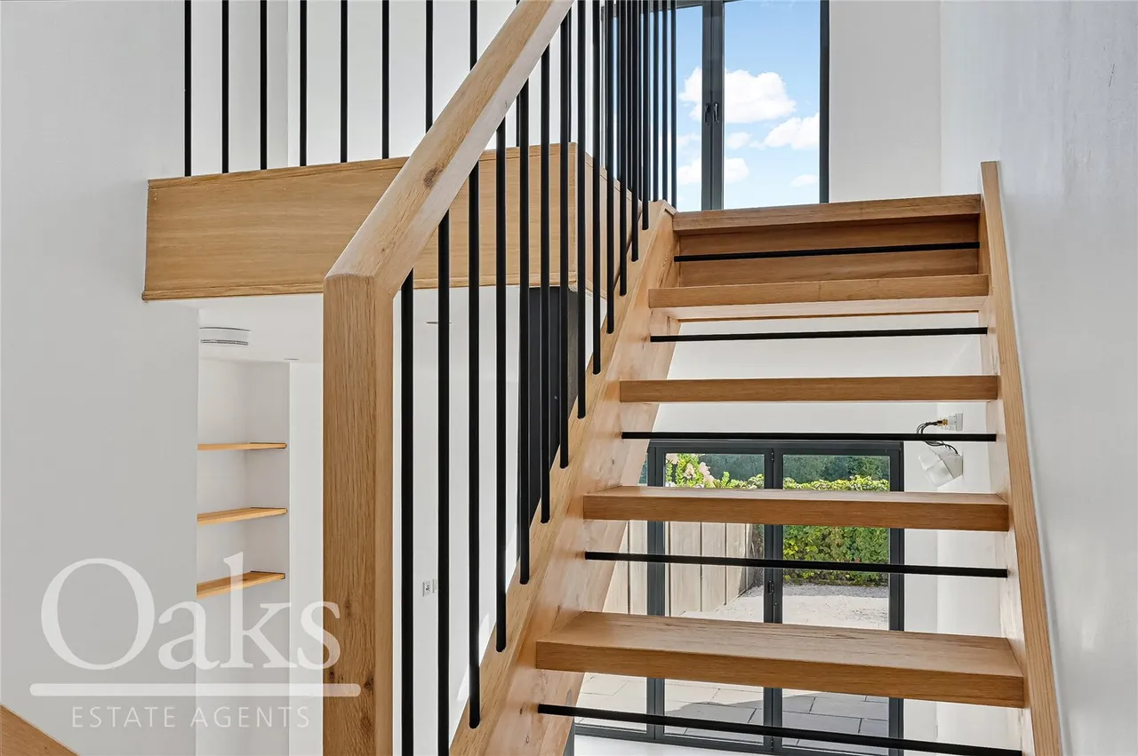 Pittville Gardens, South Norwood, SE25, photo 5