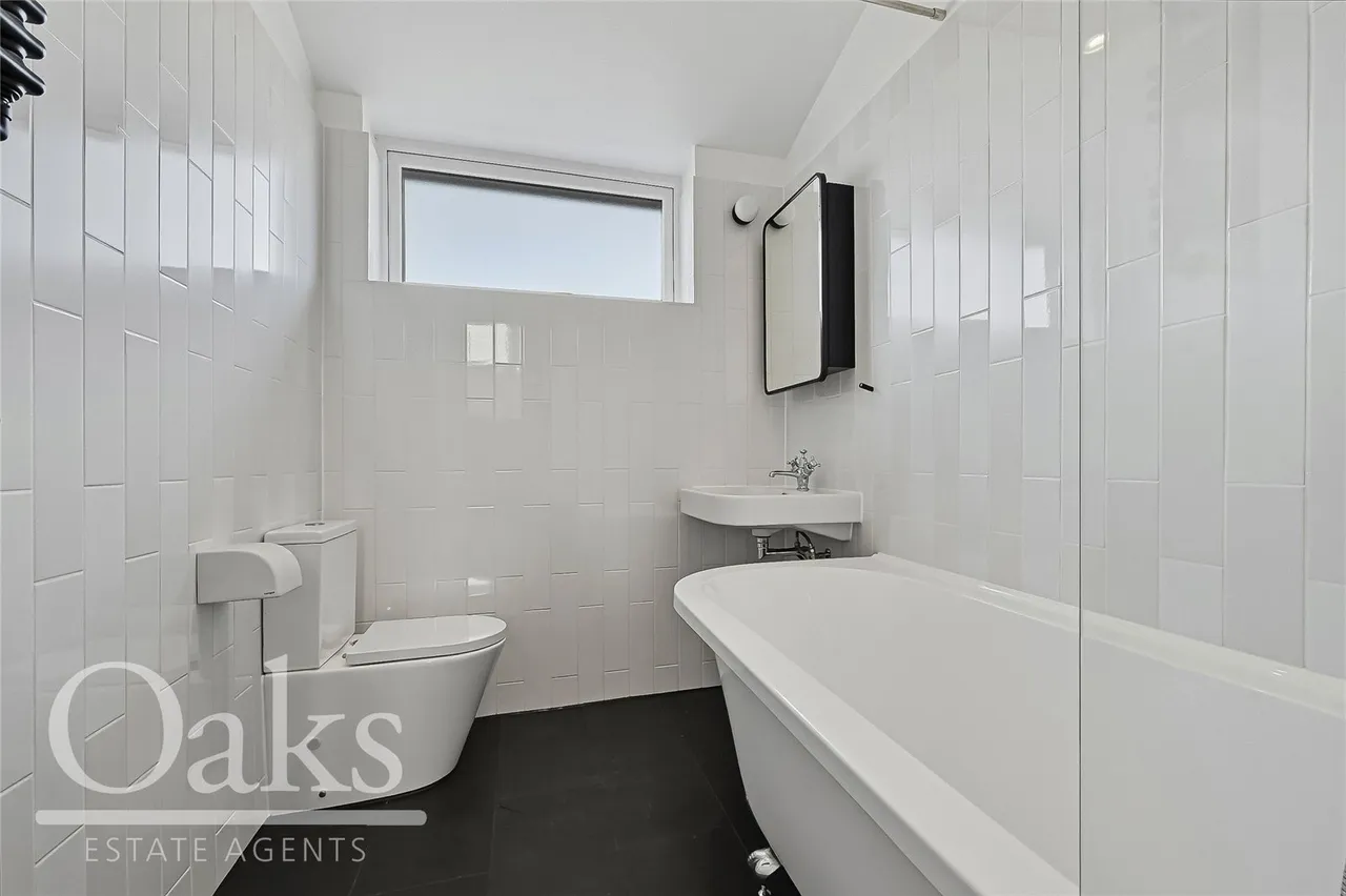 Pittville Gardens, South Norwood, SE25, photo 12