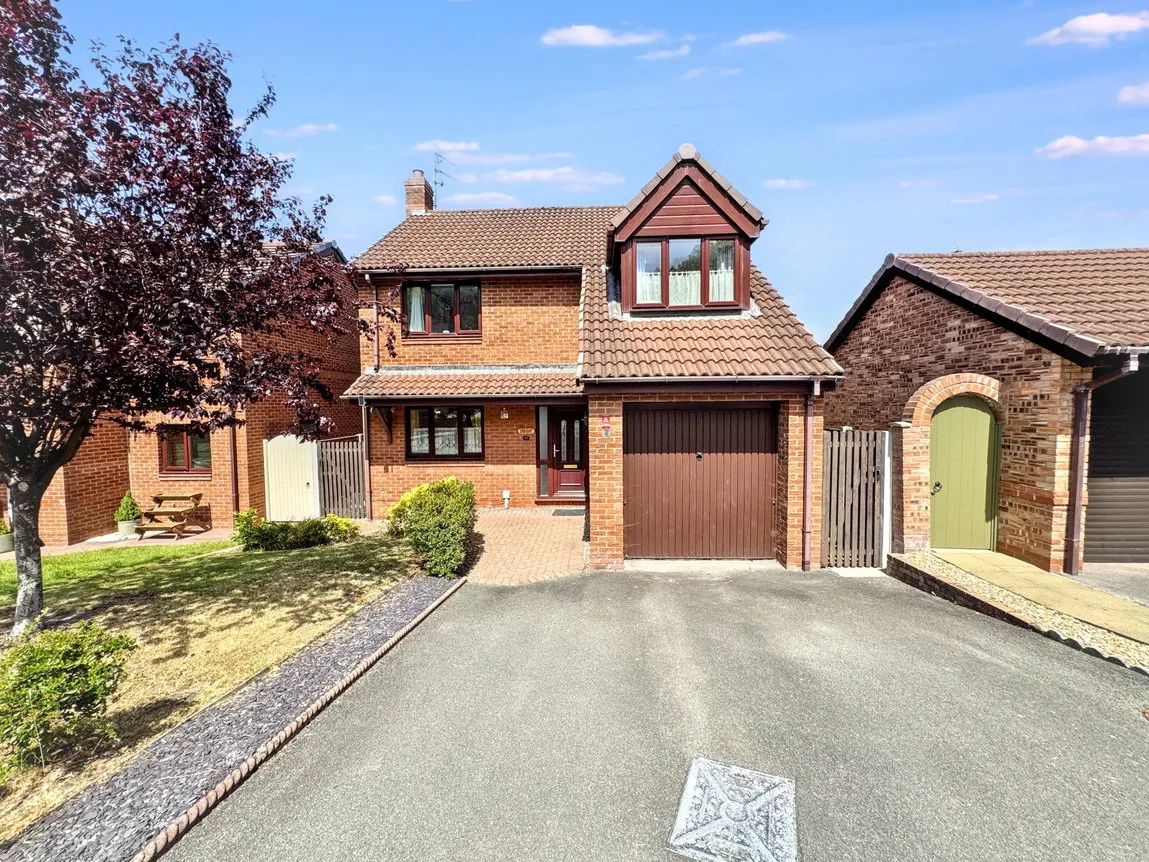 4 bed house for sale — Ffordd Tan'r Allt, Abergele, Conwy, LL22 7DQ
