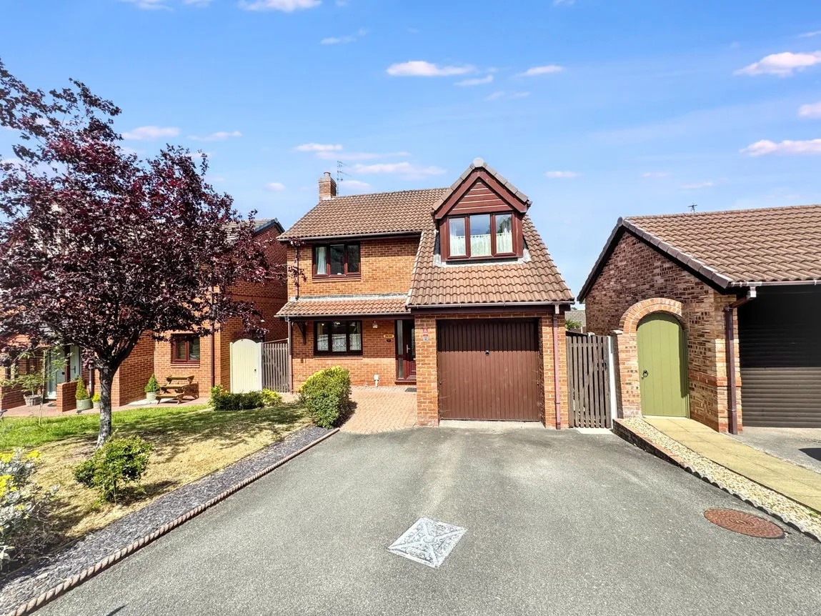 Ffordd Tan'r Allt, Abergele, Conwy, LL22 7DQ, photo 23