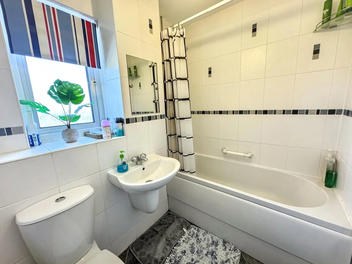 Ffordd Tan'r Allt, Abergele, Conwy, LL22 7DQ, photo 17