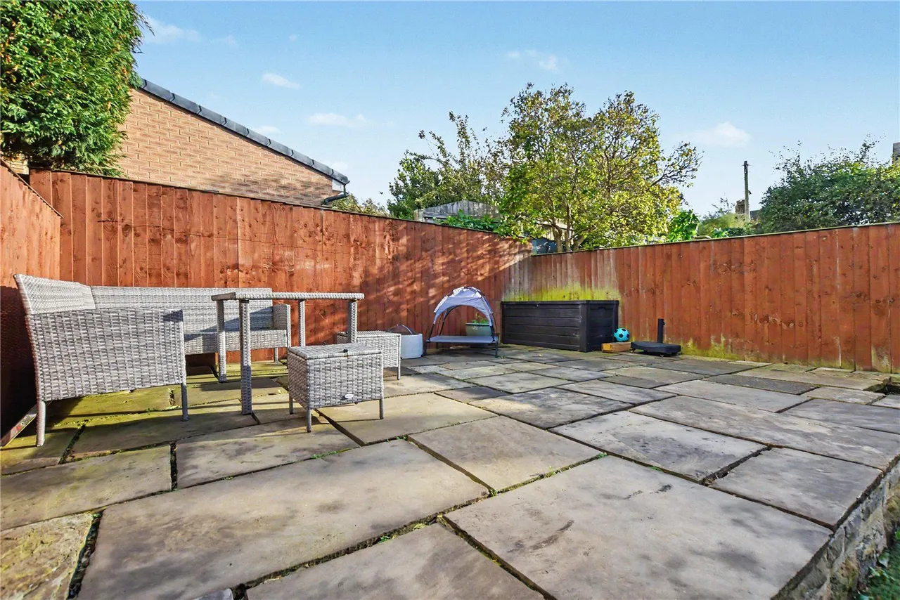 Apperley Lane, Yeadon, LS19, photo 24