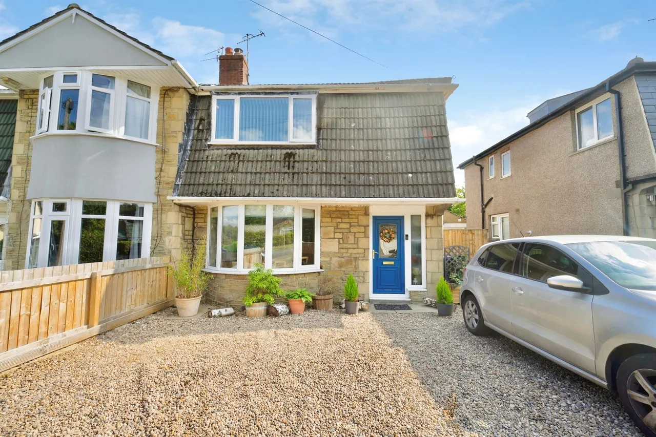 3 bed house for sale — Beckfield Road, Bingley