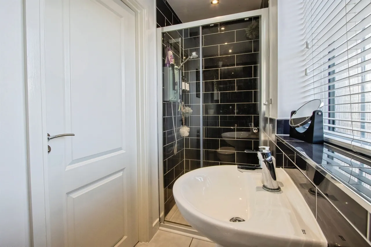 Folly Way, Barnsley, photo 12