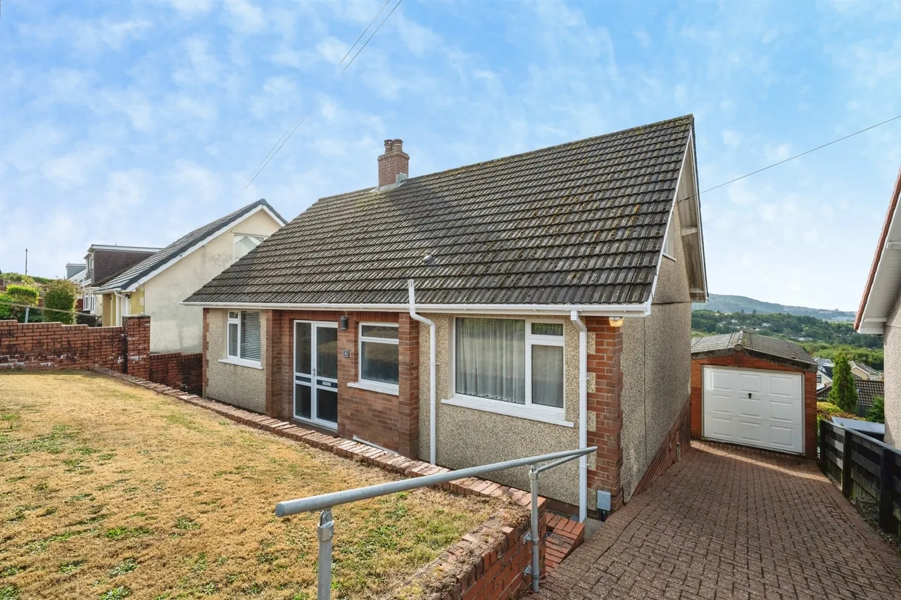 Bryn Eglur Road, Swansea, SA6, photo 2