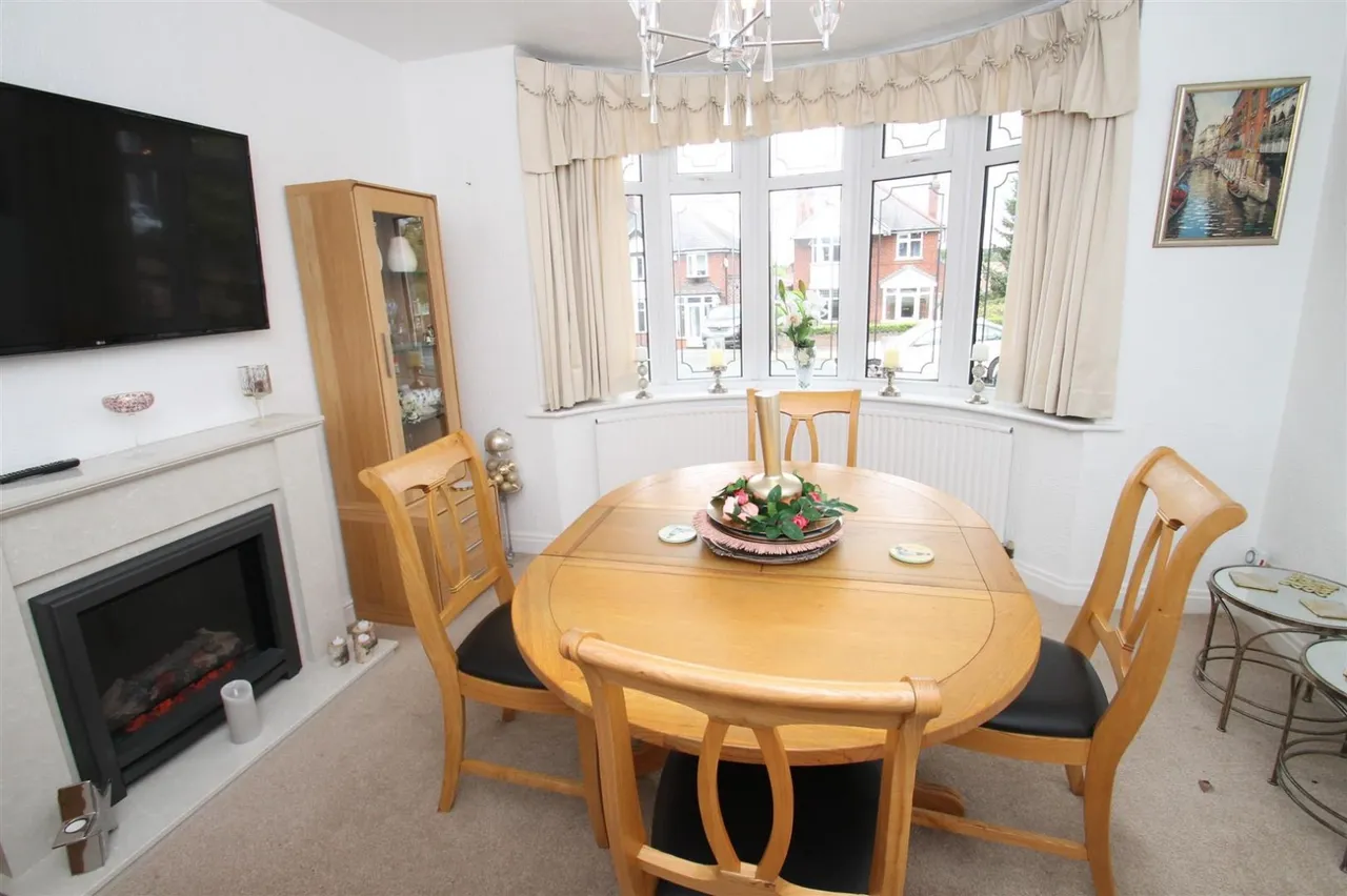 Summerfields Avenue, Halesowen, photo 23