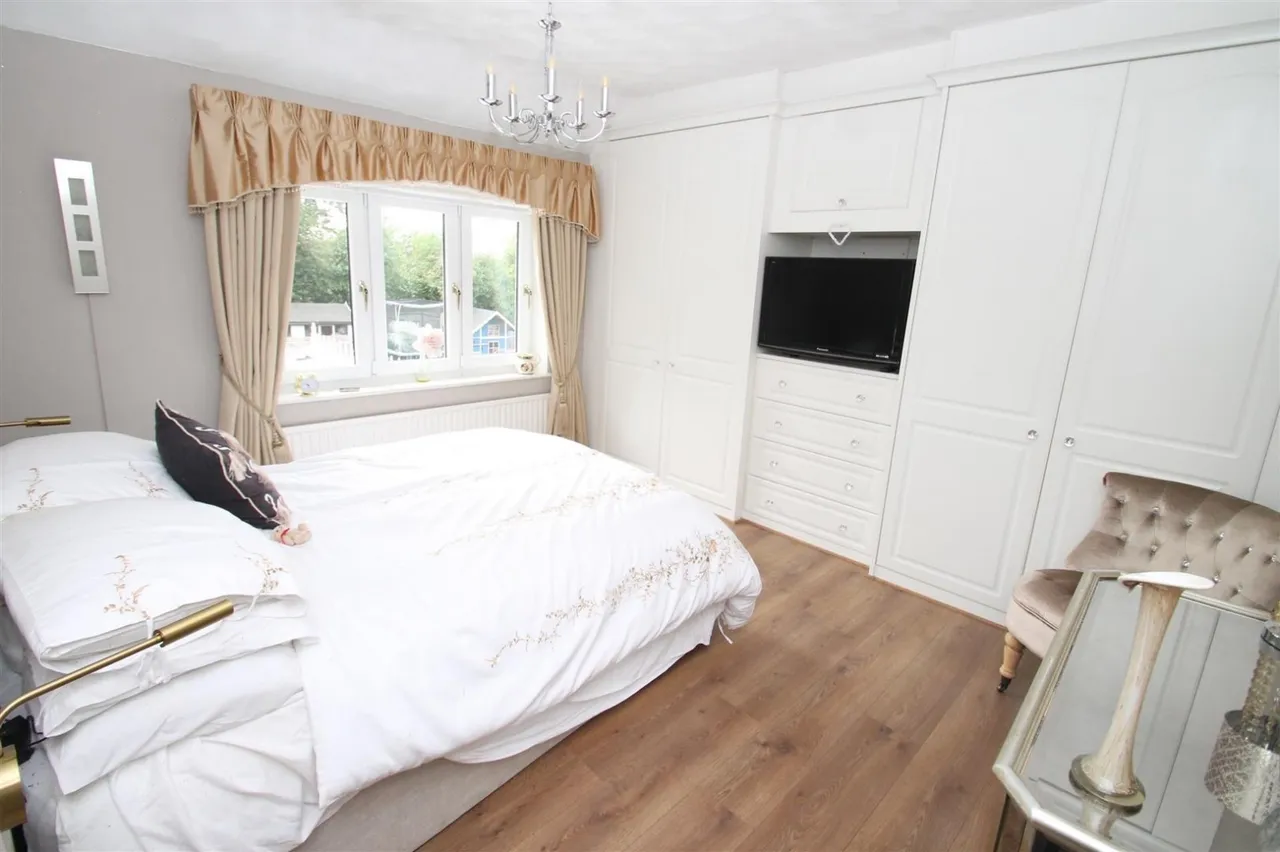 Summerfields Avenue, Halesowen, photo 20