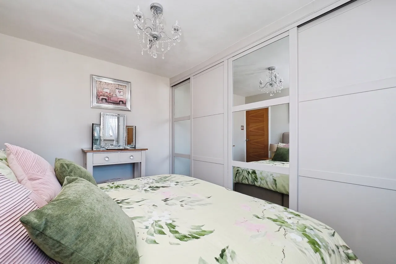 Castleton Avenue, Arnold, NG5, photo 12