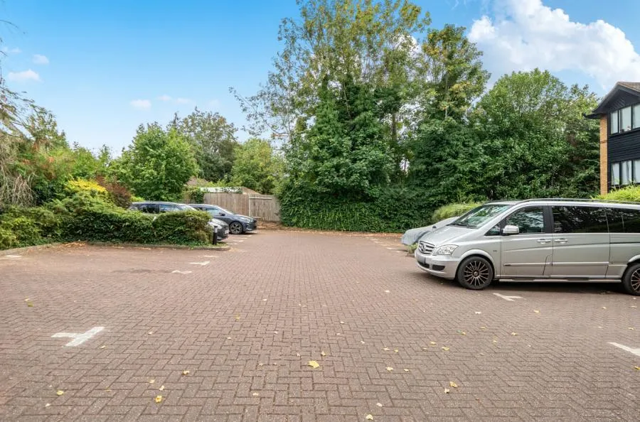 The Downsway, Sutton, SM2, photo 13
