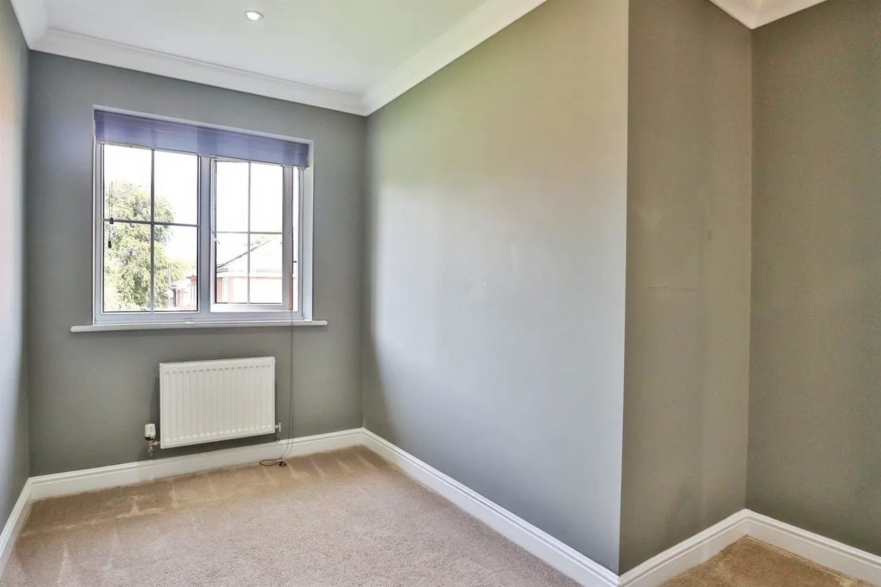 Higham Way, Garforth, LS25, photo 6