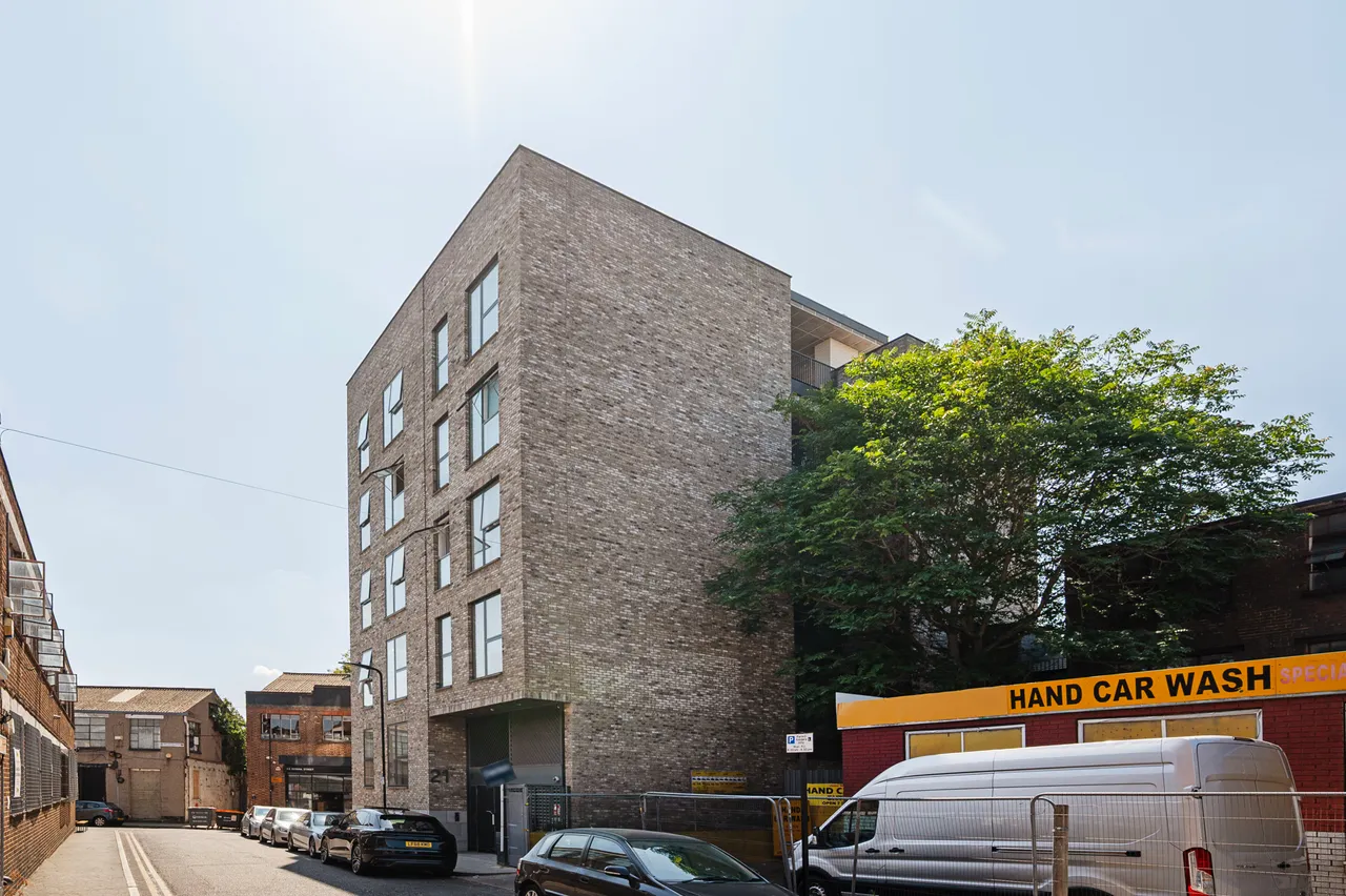 Flat 30, 21 Rosina Street, London, photo 12