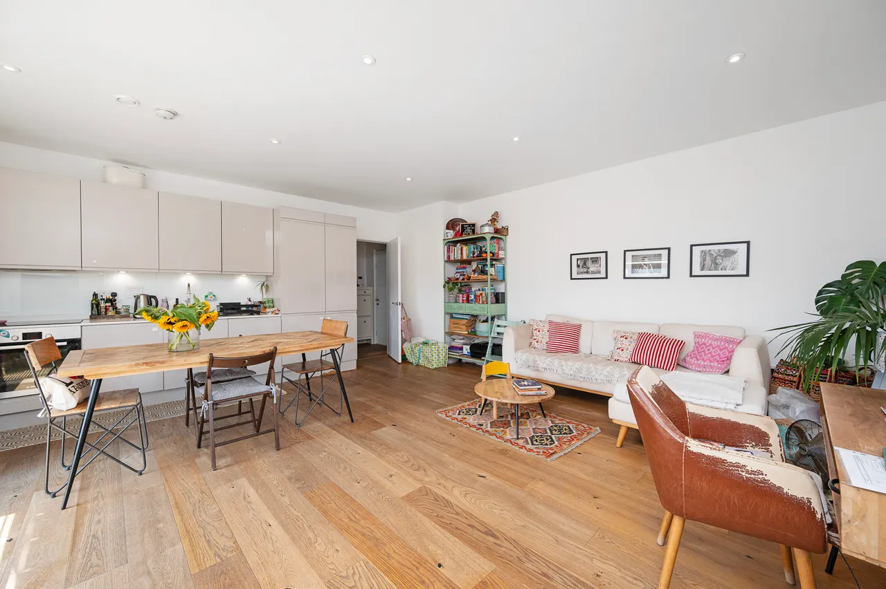 Flat 30, 21 Rosina Street, London, photo 9