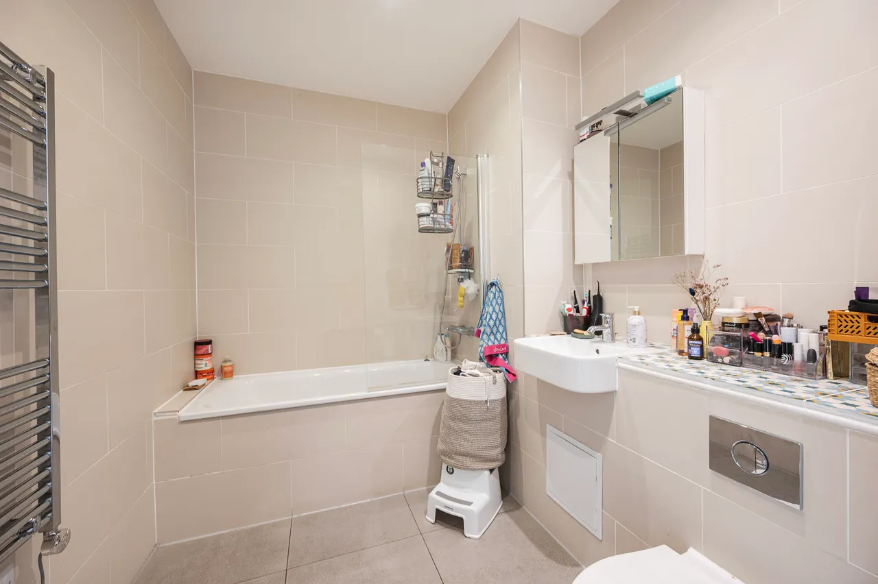 Flat 30, 21 Rosina Street, London, photo 6