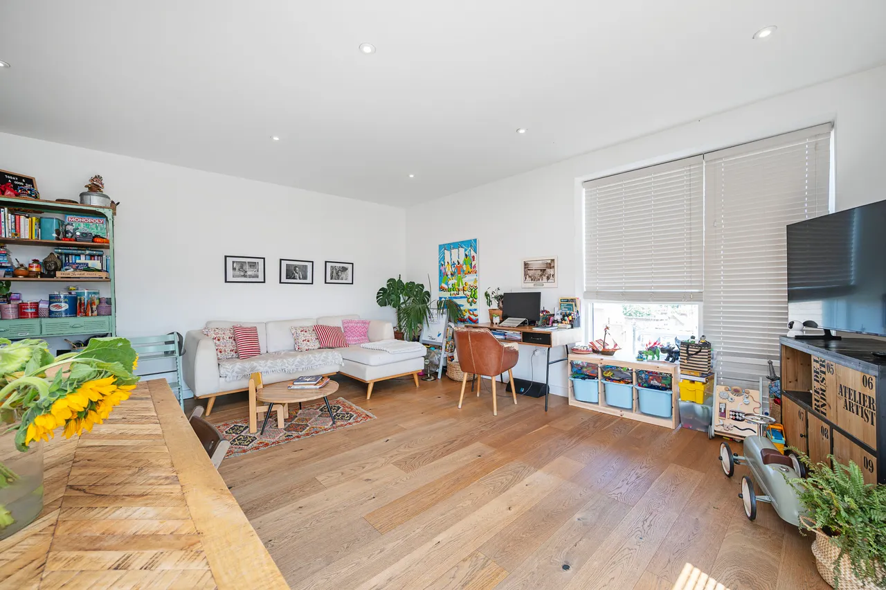 Flat 30, 21 Rosina Street, London, photo 7