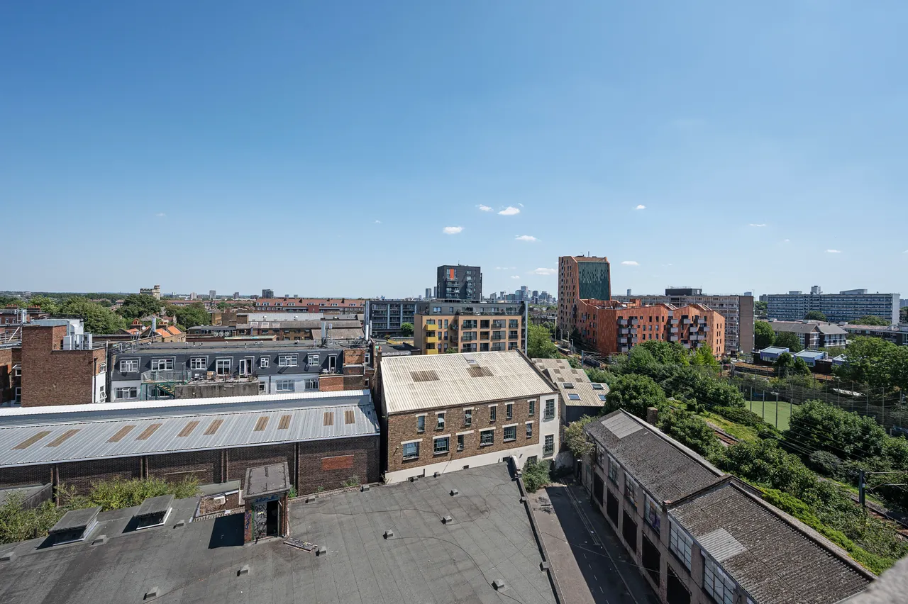 Flat 30, 21 Rosina Street, London, photo 11