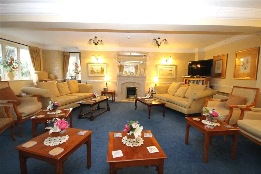 Station Road, Addlestone, KT15, photo 9