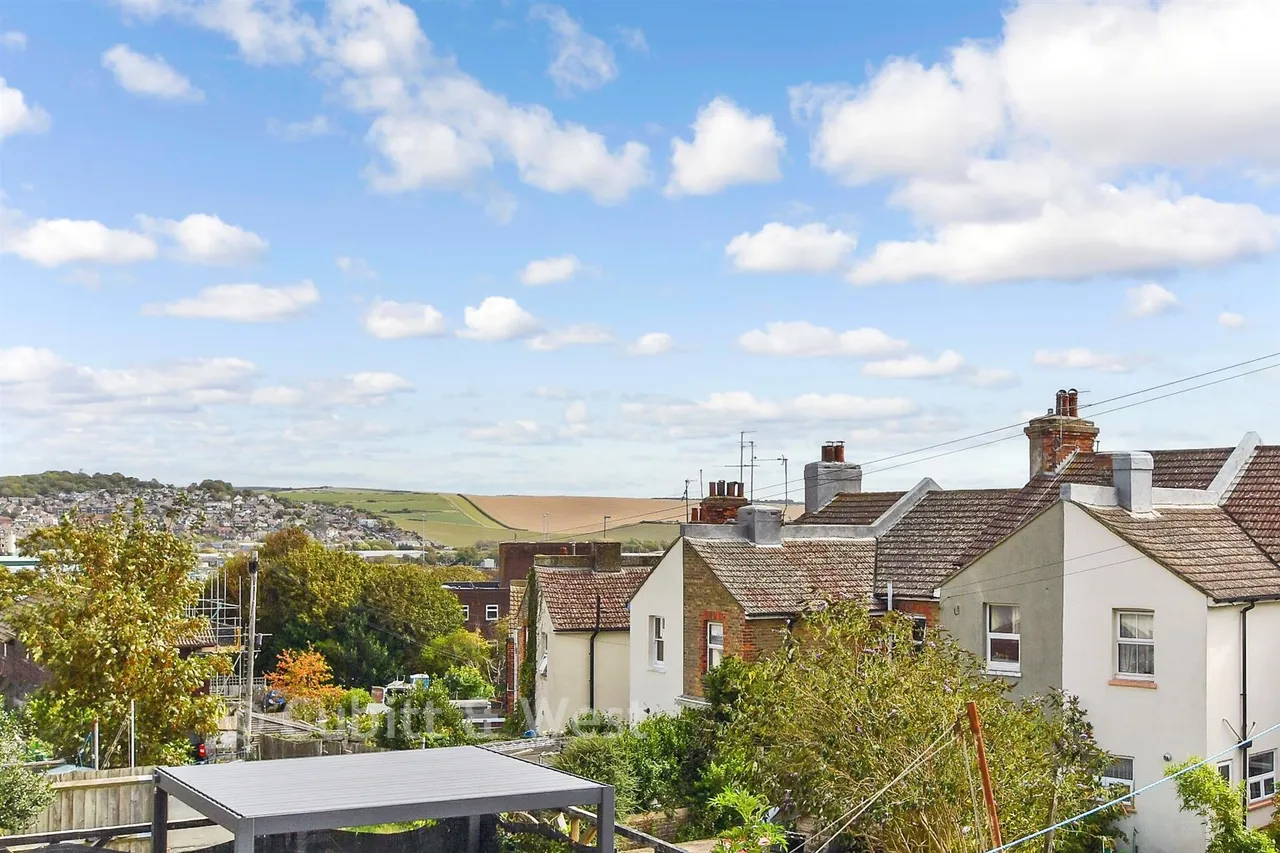 Lawes Avenue, Newhaven, BN9, photo 9