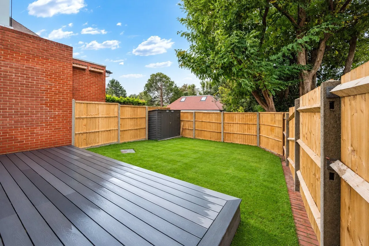 York Road, Cheam, SM2, photo 17