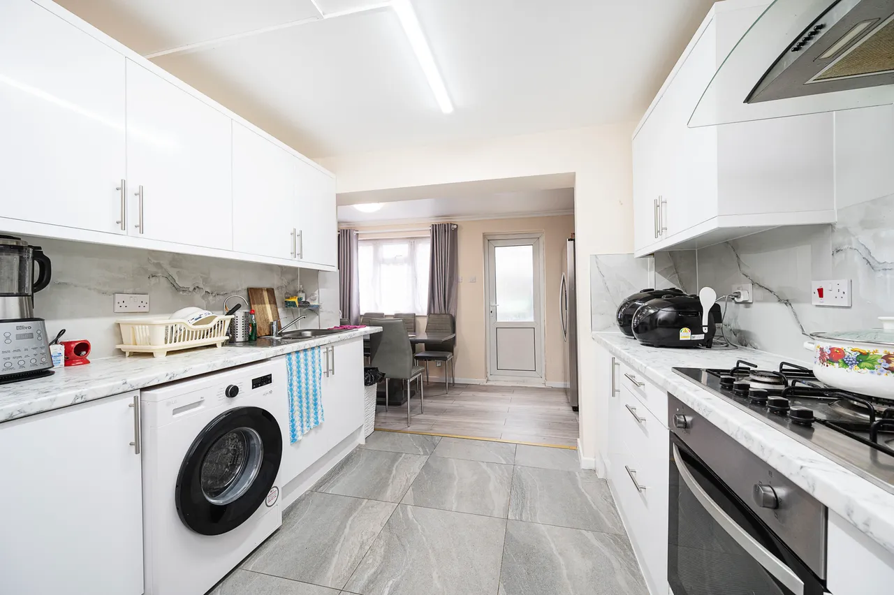 2a Wiseman Road, London, photo 3
