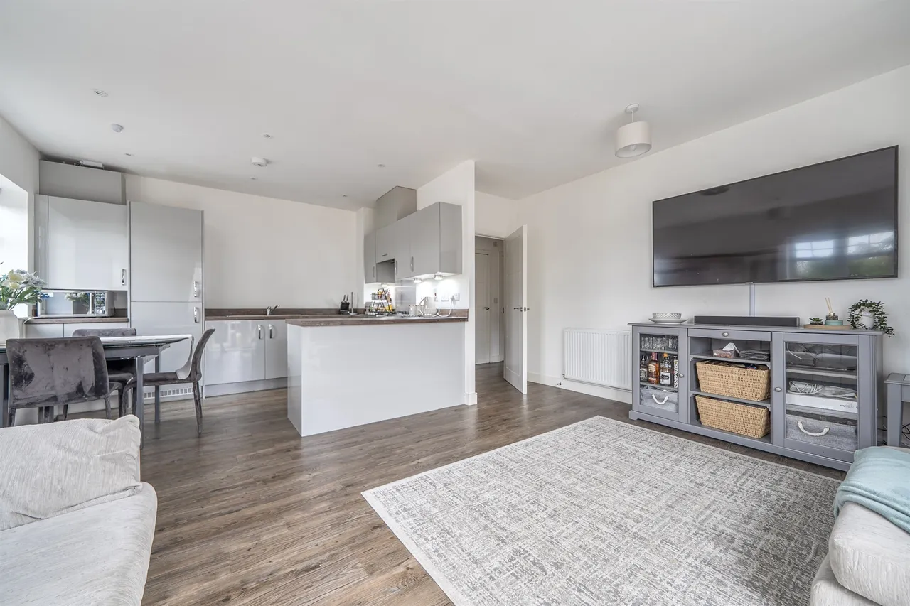 Robin Close, Enfield, EN2, photo 6