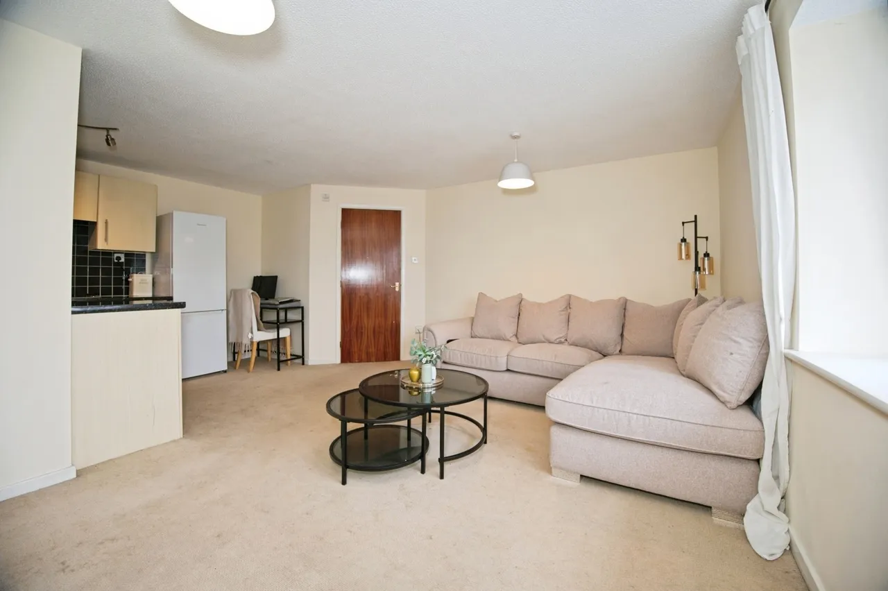 Cory Place, Cardiff, South Glamorgan, CF11, photo 5
