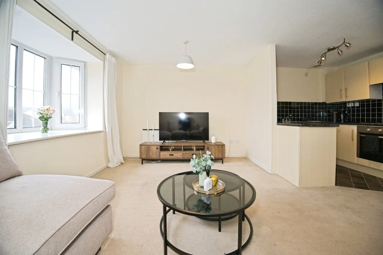 1 bed flat for sale — Cory Place, Cardiff, South Glamorgan, CF11
