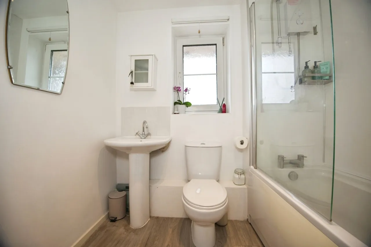 Cory Place, Cardiff, South Glamorgan, CF11, photo 9