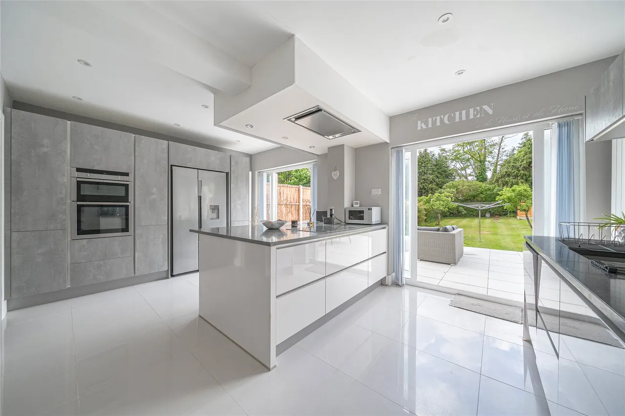 Stringhams Copse, Ripley, GU23, photo 2