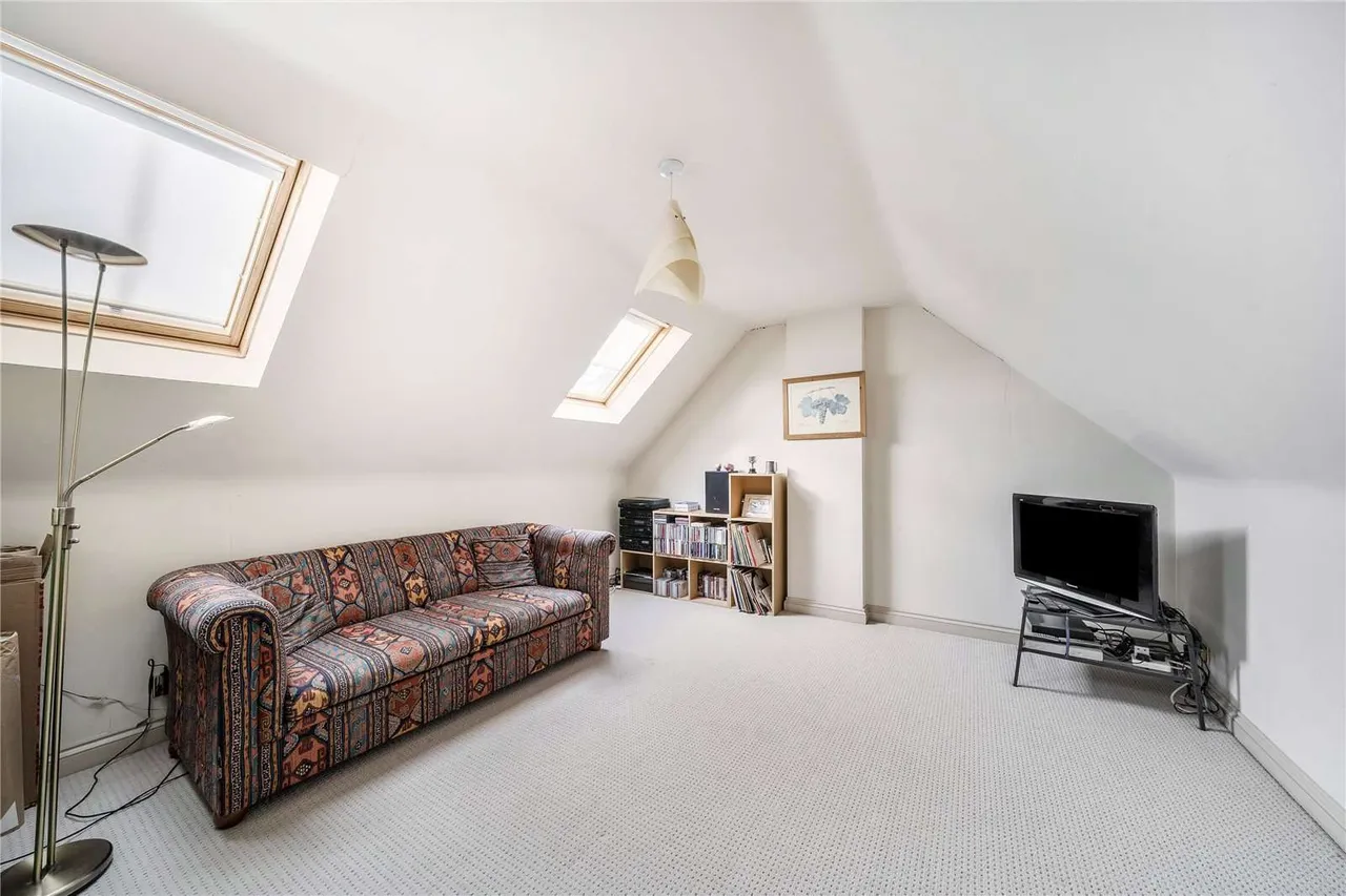 Main Street, Knossington, LE15, photo 21