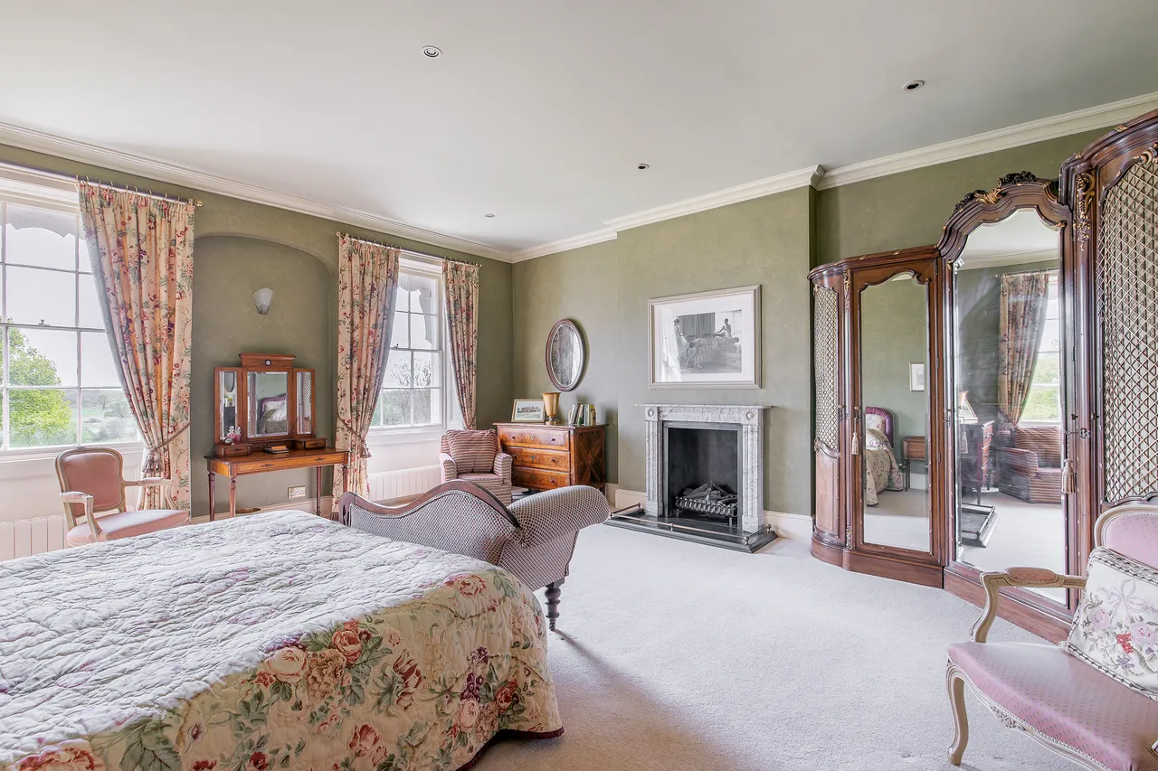 Hou Hatch, South Weald, CM14, photo 11