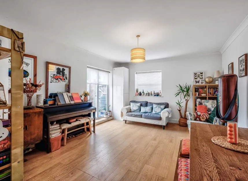 Summerlands Avenue, Acton, W3, photo 4
