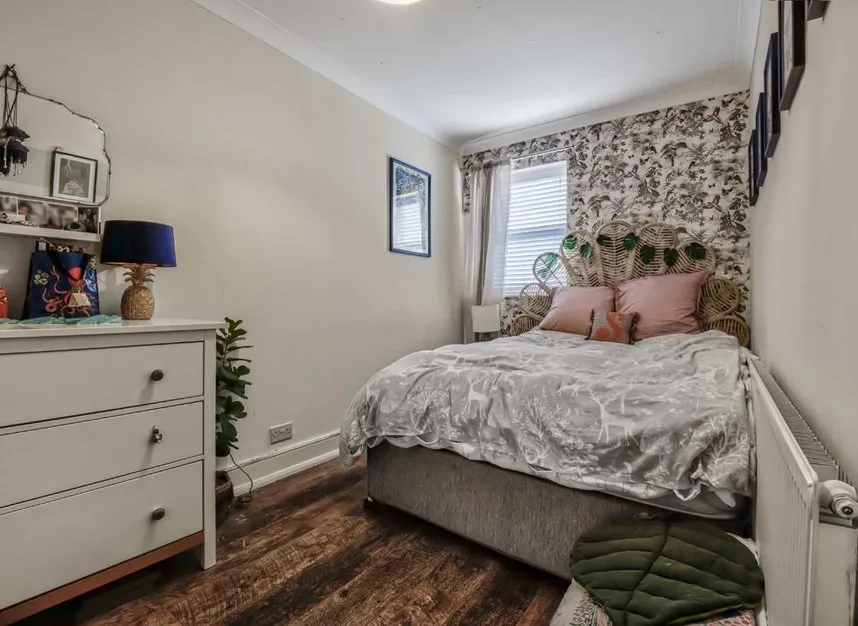 Summerlands Avenue, Acton, W3, photo 5