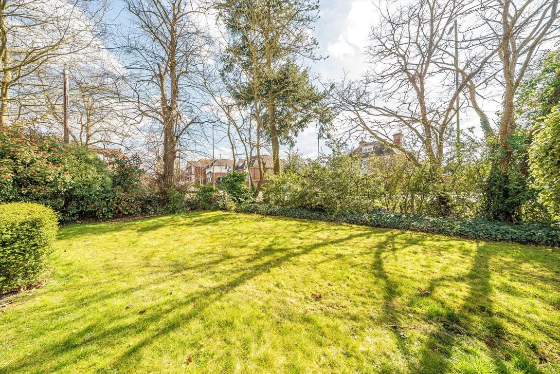Wey Road, Weybridge, KT13, photo 6