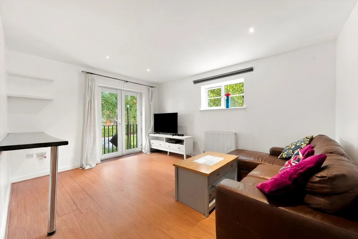 Wey Road, Weybridge, KT13, photo 2