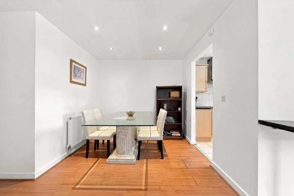 Wey Road, Weybridge, KT13, photo 3