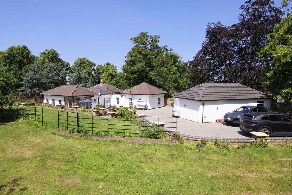 Measham Road, Ashby-de-la-Zouch, photo 30